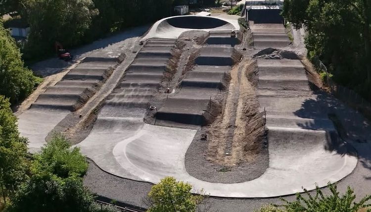 Eröffnung der Kornwestheimer Bahn nach dem Umbau