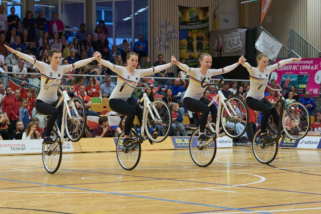 EM U19 Hallenradsport: Ebnat verteidigt Titel im 4er, Gold für Fink/Gerlach und Silber für Maximilian Keller