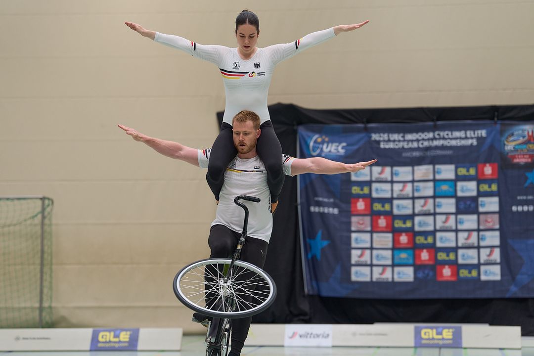 Hallenradsport EM Elite: Team Deutschland gewinnt alle Titel im Kunstradsport sowie Radball Frauen