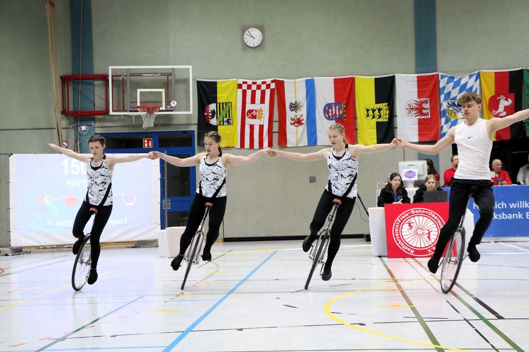 Vier Siege beim Juniormannschafts-Cup Kunst- und Einradsport für Baden-Württemberg