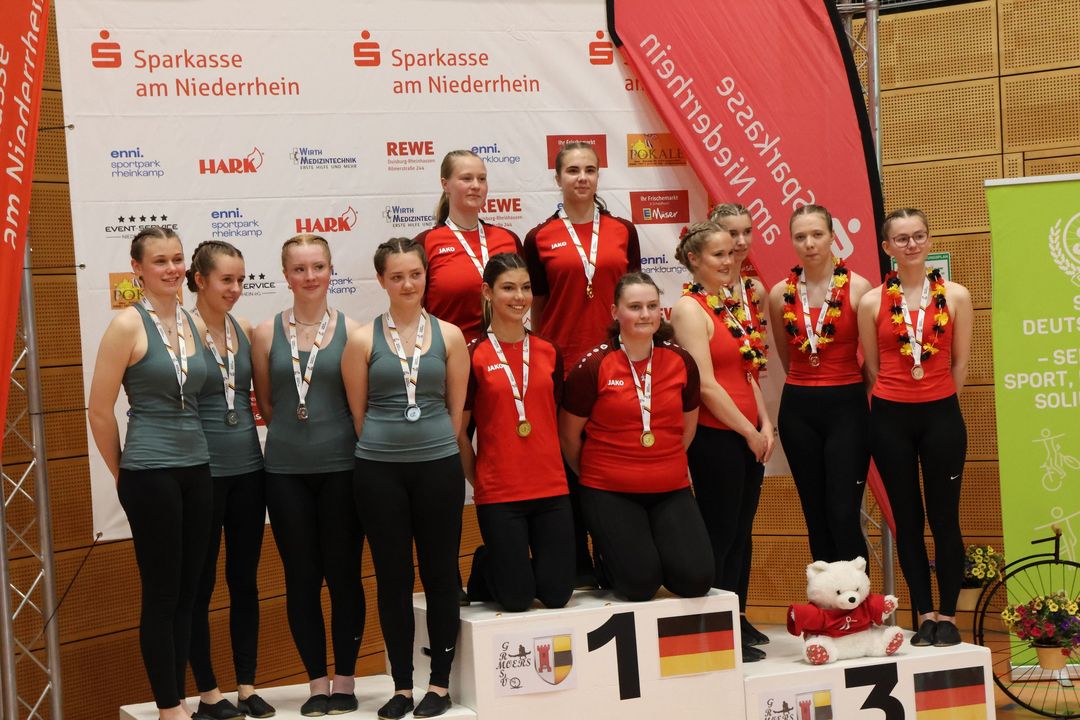 Baden-Württembergs Sportler*innen gewinnen bei der Hallenradsport DM U19 in Moers 5 DM-Titel