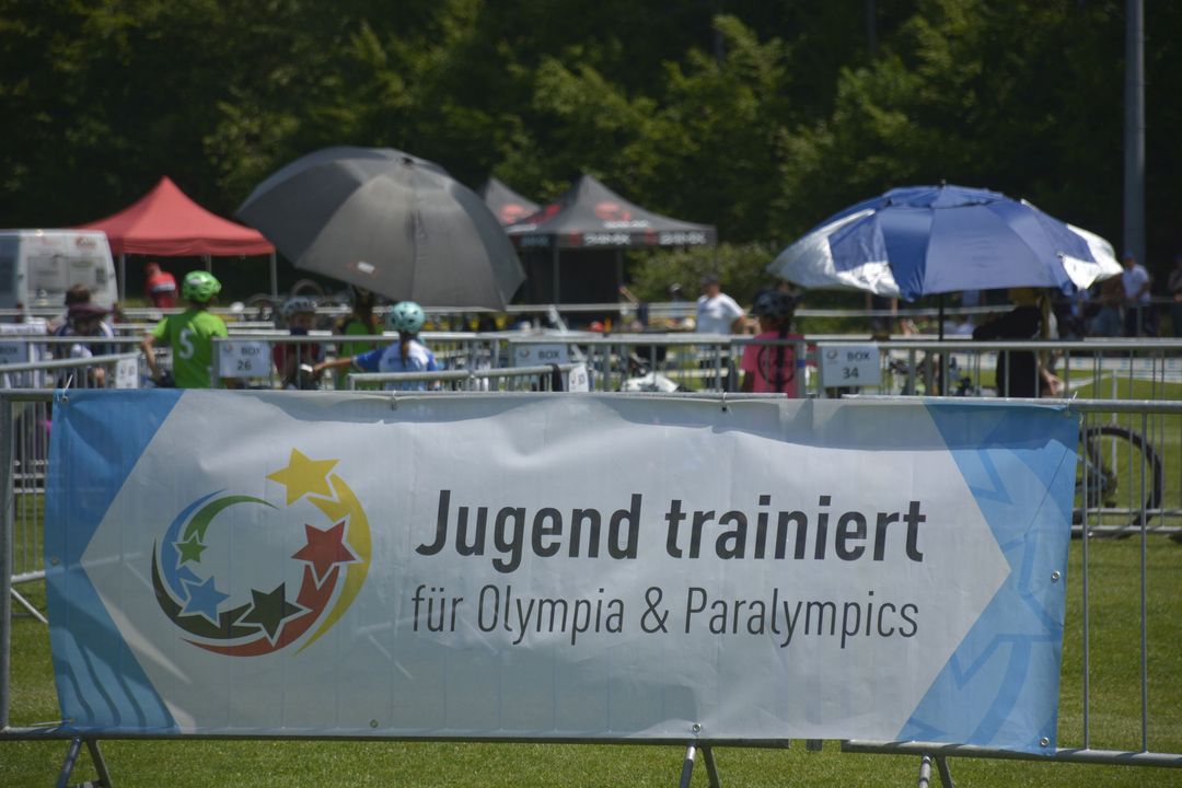 Jugend trainiert für Olympia Radsport 2026 – Mit heißen Reifen durch die Sommerhitze