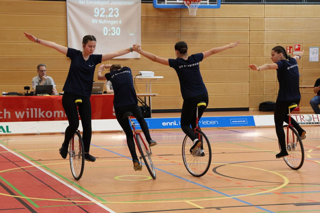Baden-Württembergs Sportler*innen gewinnen bei der Hallenradsport DM U19 in Moers 5 DM-Titel