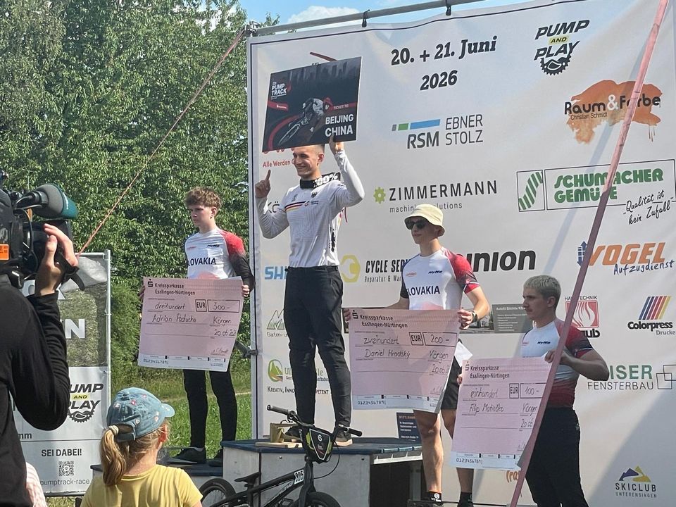 Hitzeschlacht auf dem Pumptrack: Spektakulärer  Auftakt beim UCI Pump Track World Championship  Qualifier in Köngen
